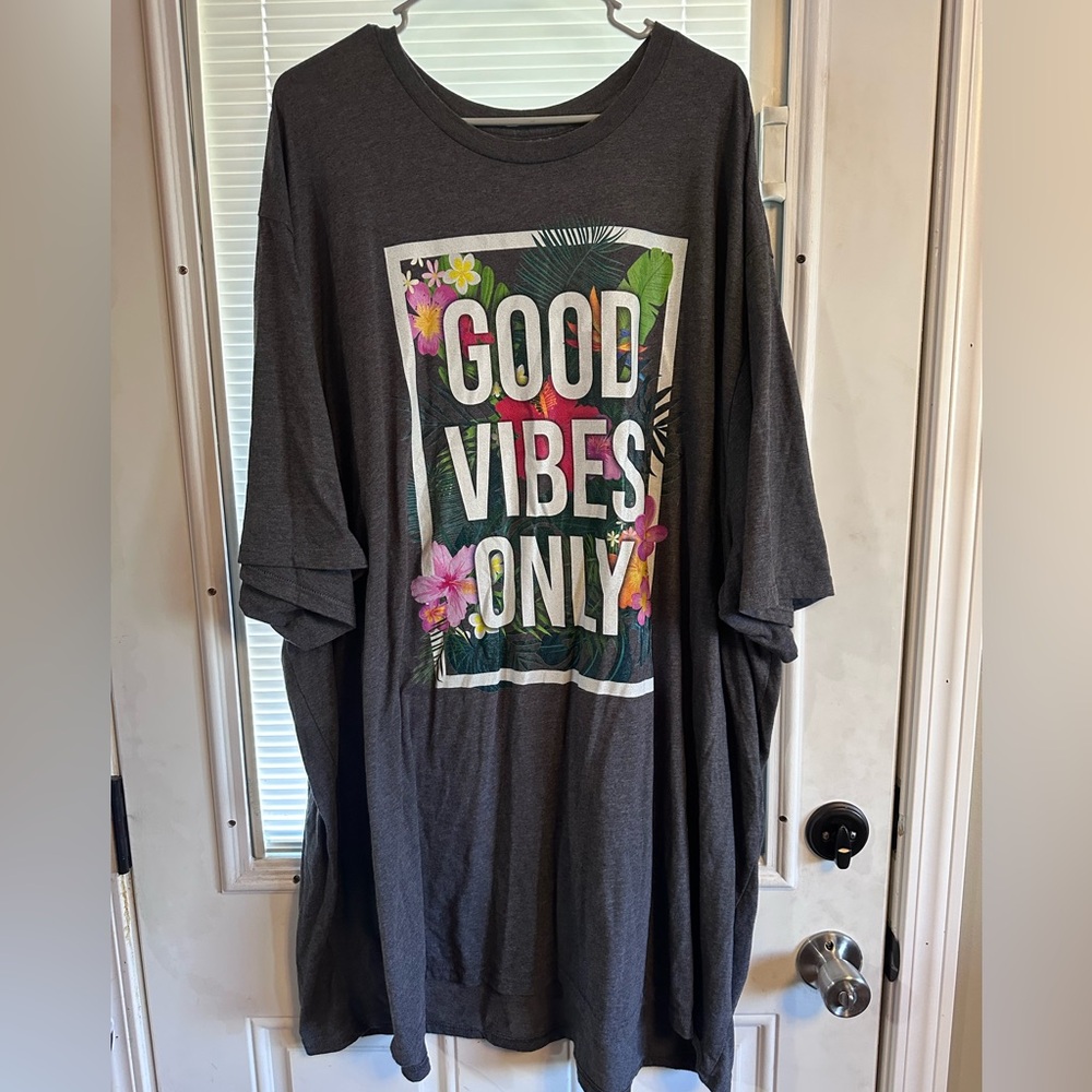 Source Unknown Gray 'Good Vibes Only' Tee